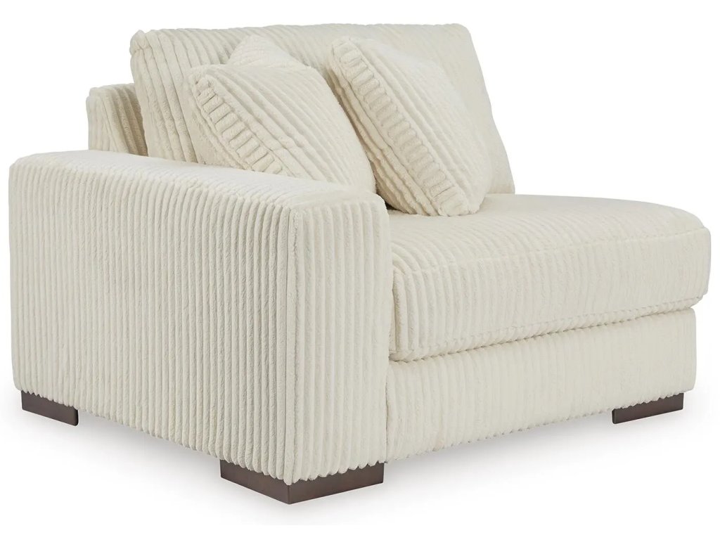 Lindyn 4-Piece Sectional with Chaise - image 2