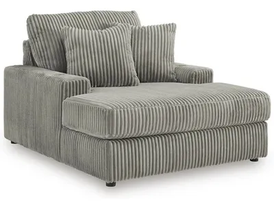 Lindyn Chaise
