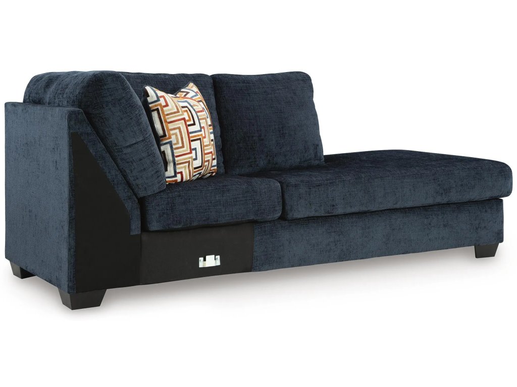 Aviemore 2-Piece Sectional and Recliner - image 4