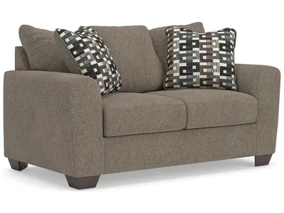 Triston-Peaks Loveseat