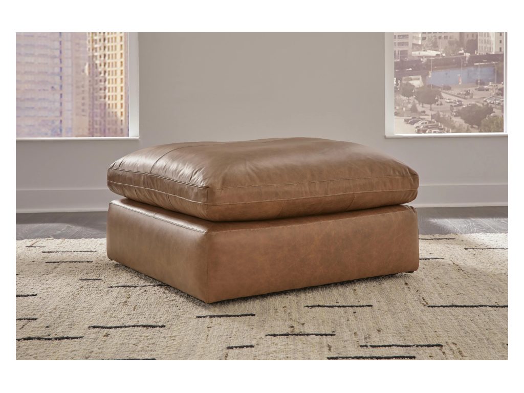 Emilia 3-Piece Sectional and 2 Ottomans - image 18