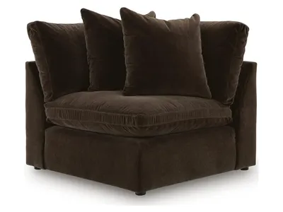 Maxton Heights Wedge