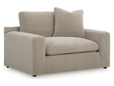 Maxton Heights Oversized Chair