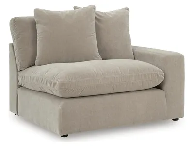Maxton Heights Right-Arm Facing Corner Chair