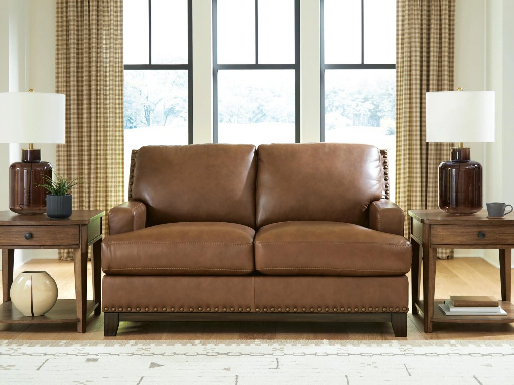 Saonara Loveseat - image 1