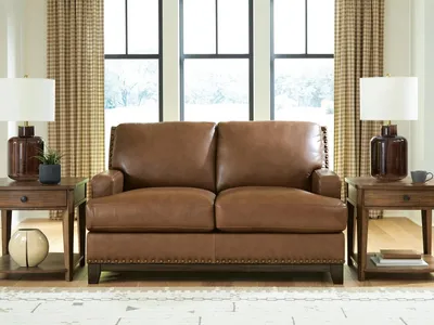 Saonara Loveseat - Alternative View
