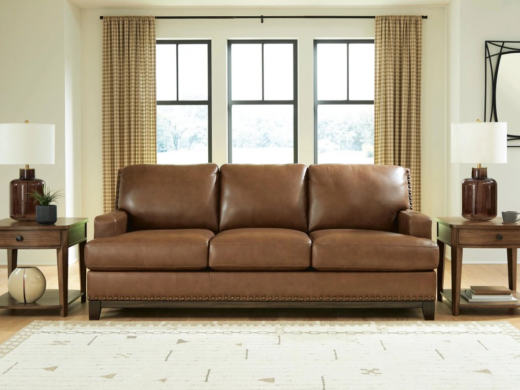Saonara Sofa - image 1