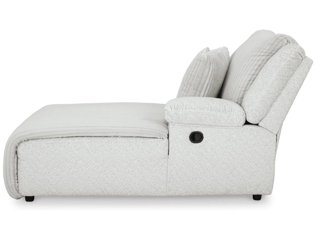Top Tier 3-Piece Reclining Sectional and 2 Recliners - image 4