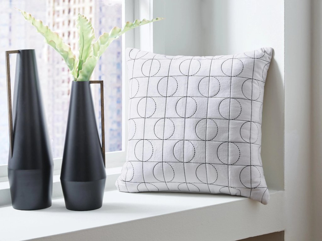 Kydner Pillow (Set of 4) - image 1