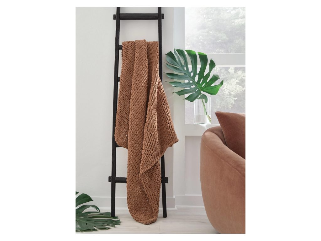 Chaddon Throw (Set of 3) - image 1