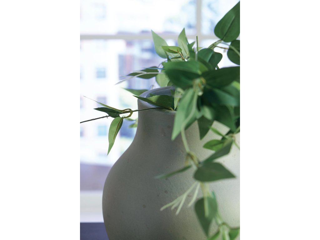 Baychester Vase - image 2