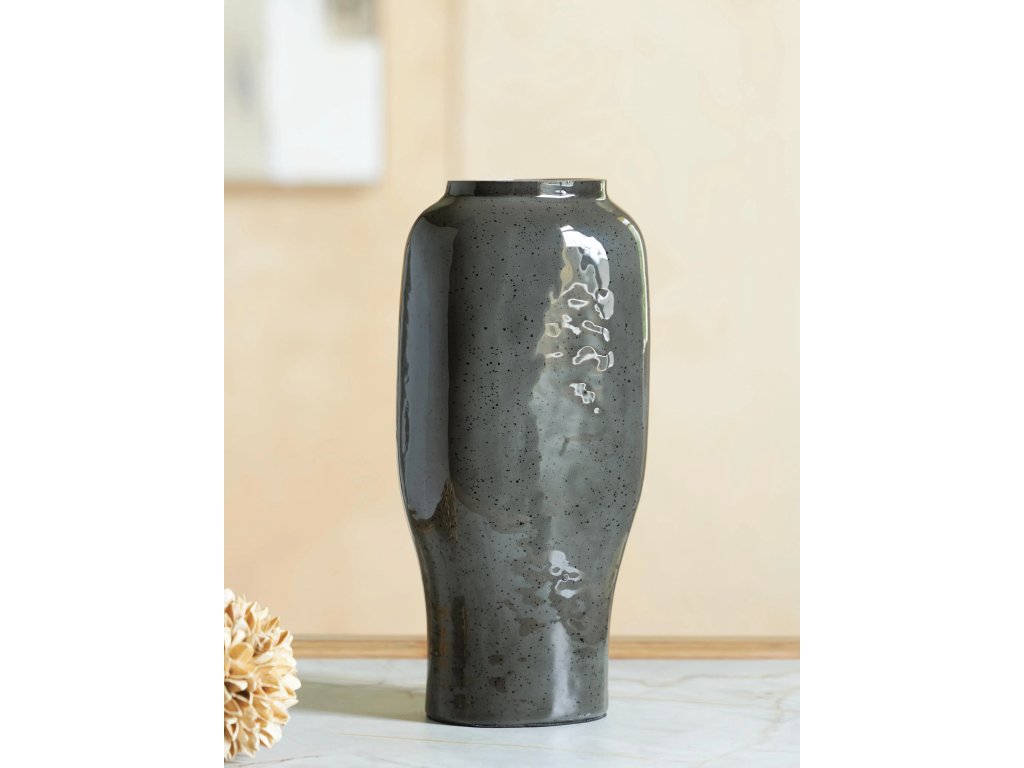 Kierlain Vase - image 1