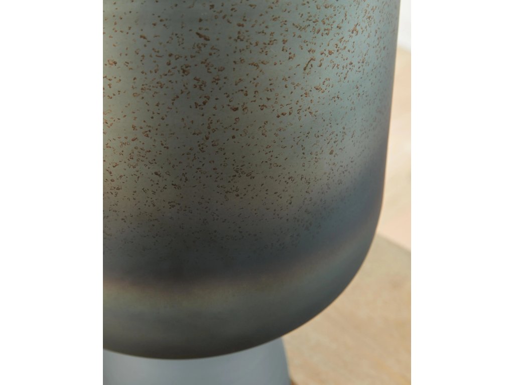 Pennmore Vase - image 3