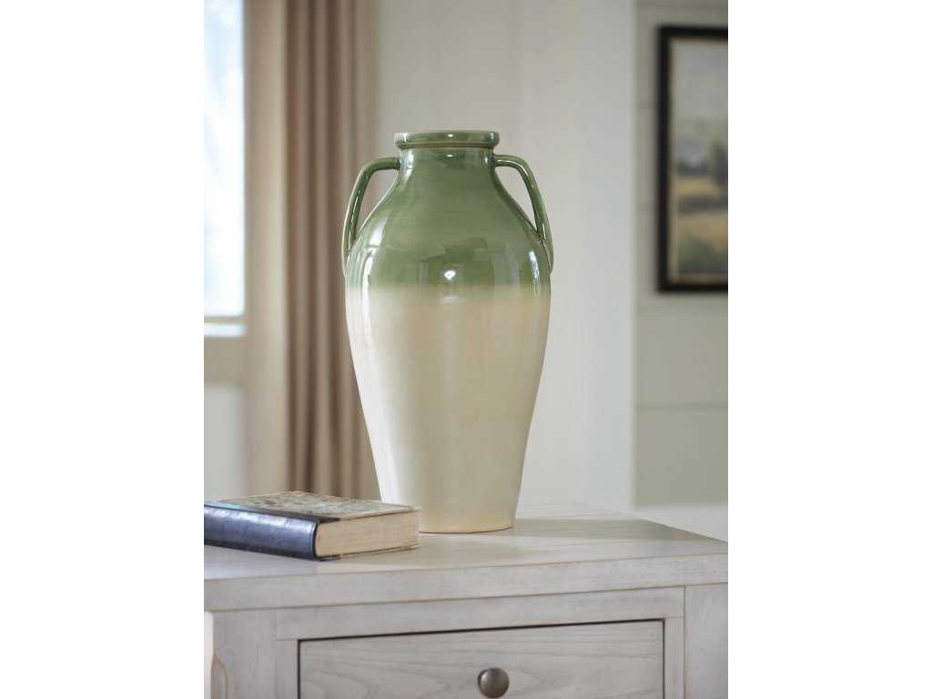 Andorbury Vase - image 1