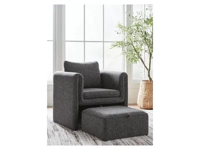 Vreni Accent Chair