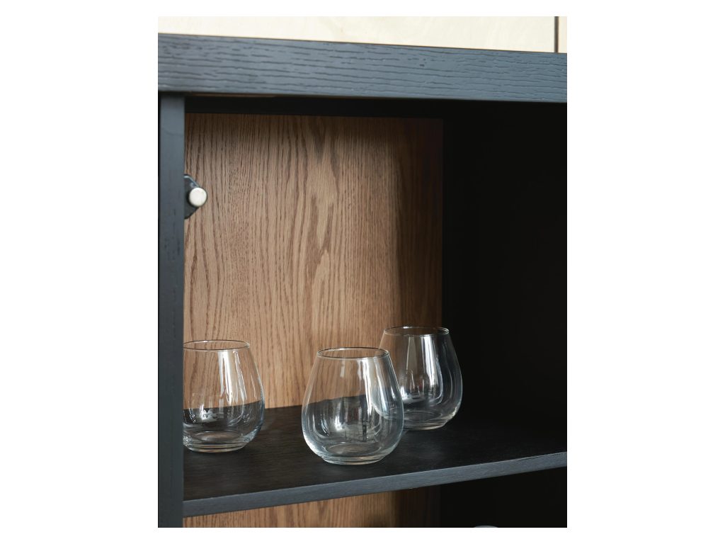 Armenleigh Accent Cabinet - image 4