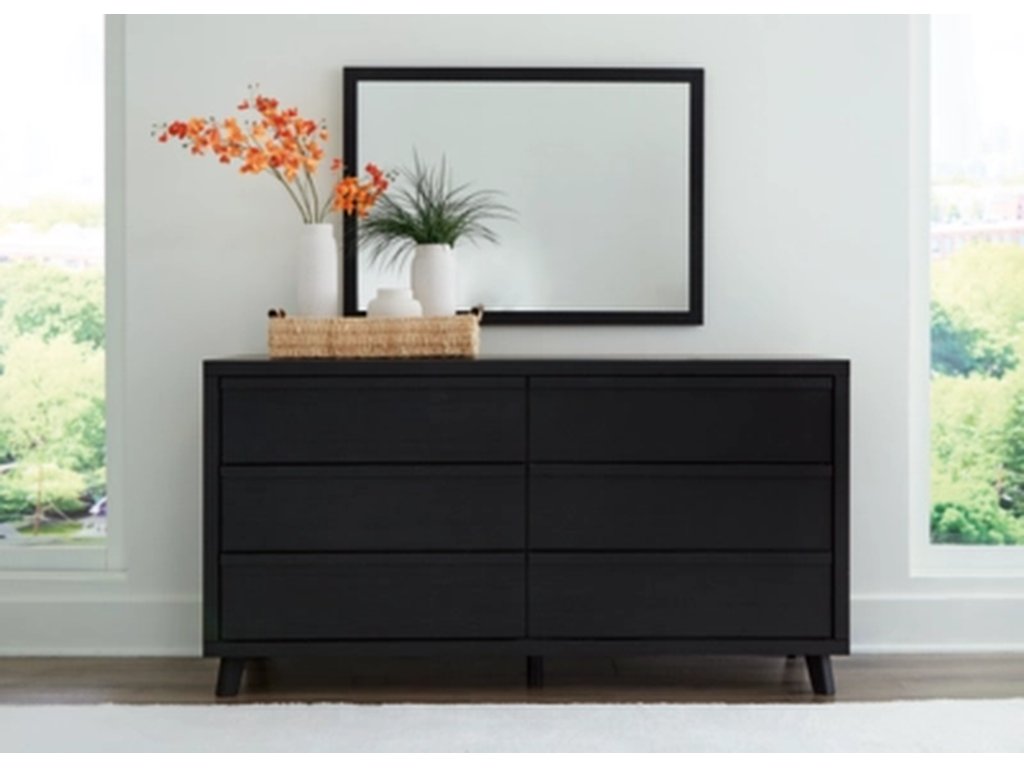 Danziar Queen Bed, Dresser, Mirror, Chest and Nightstand - image 21