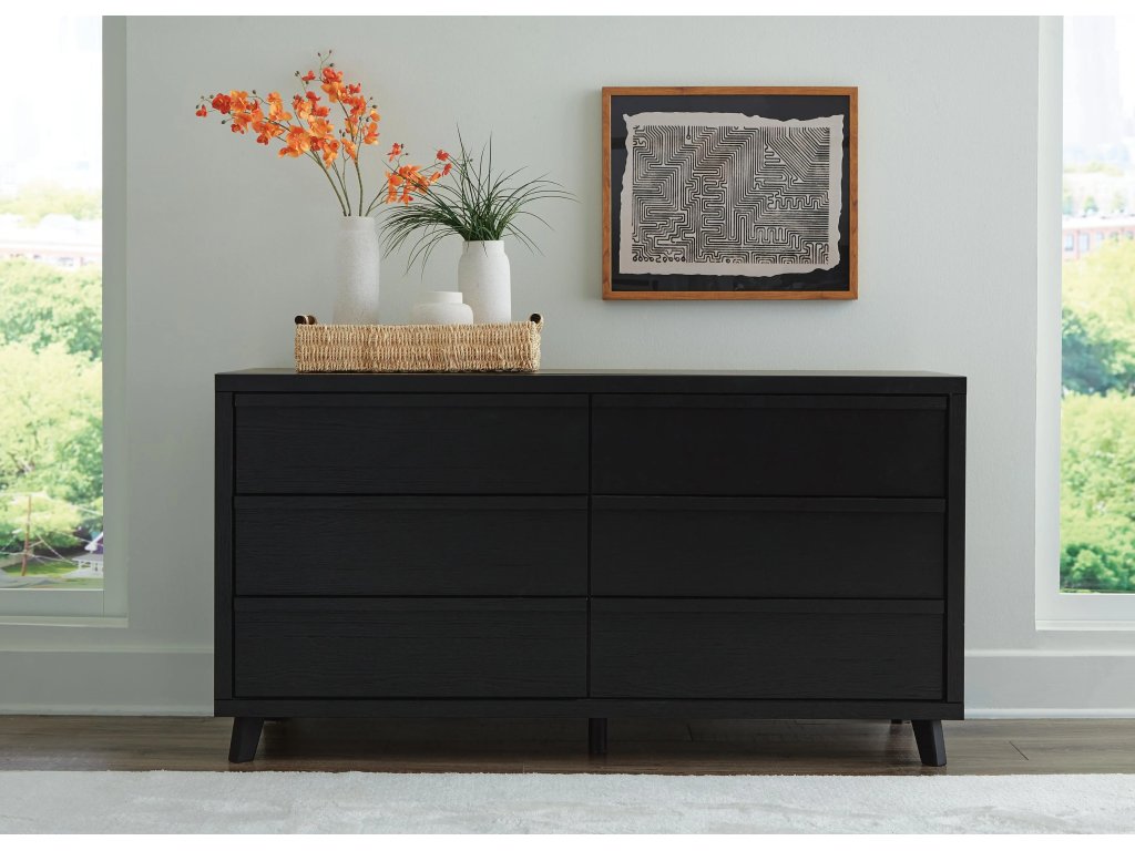 Danziar Queen Panel Bed and Dresser - image 11