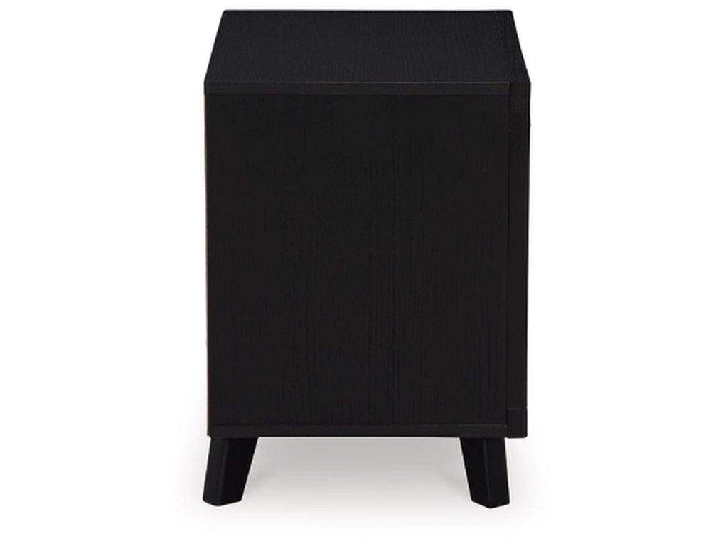 Danziar Queen Bed, Dresser, Mirror, Chest and Nightstand - image 18