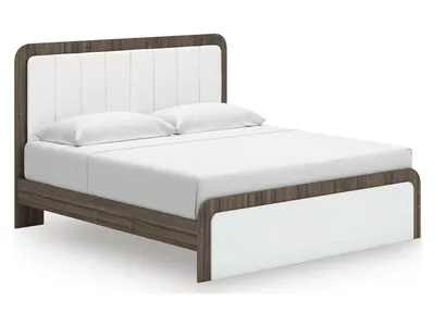 Kendanport King Upholstered Bed
