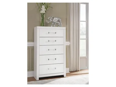 Maeling Chest of Drawers - Alternative View
