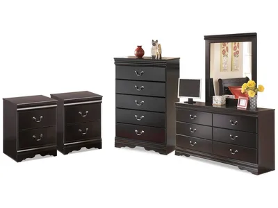 Huey Vineyard Dresser, Mirror, Chest and 2 Nightstands