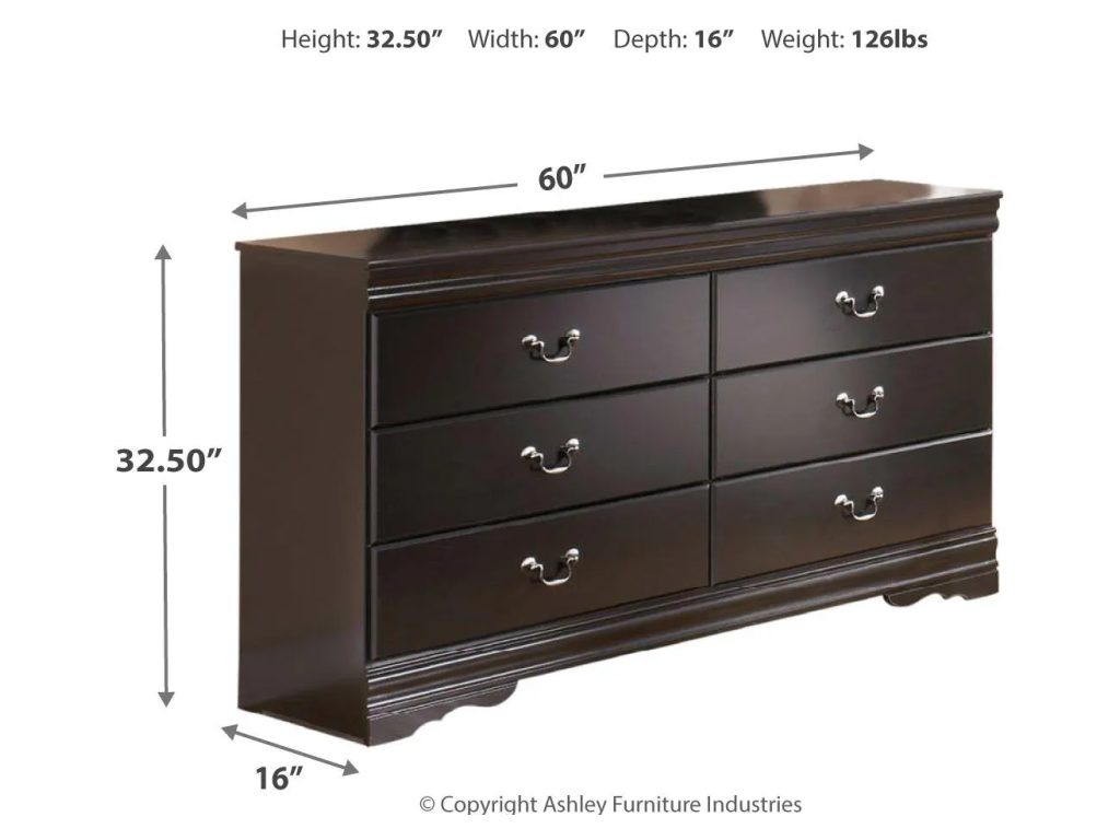 Huey Vineyard Queen Sleigh Bed, Dresser and Chest - image 2