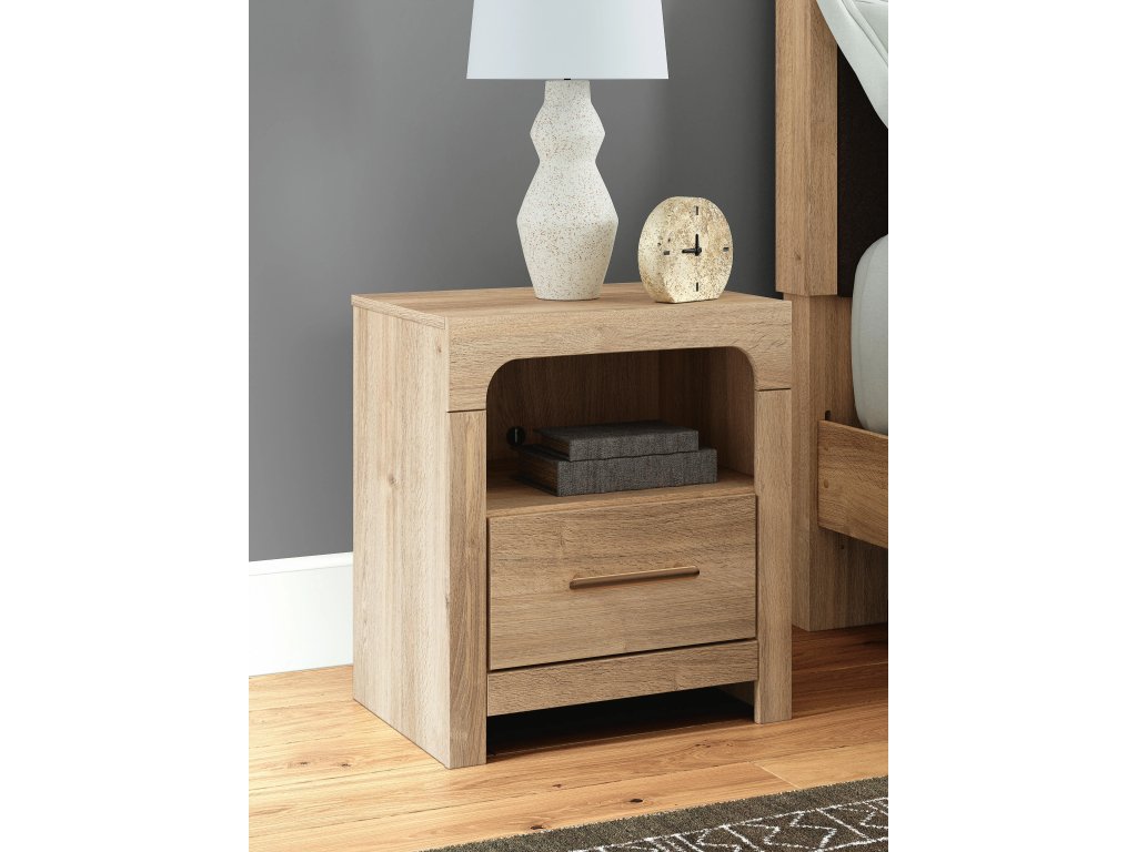Kinlanni Queen Panel Bed, Dresser, Mirror and Nightstand - image 25