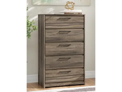 Elbrim Chest of Drawers - Alternative View