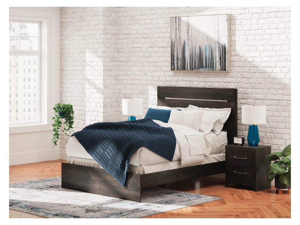 Hollivern Queen Panel Bed - image 1