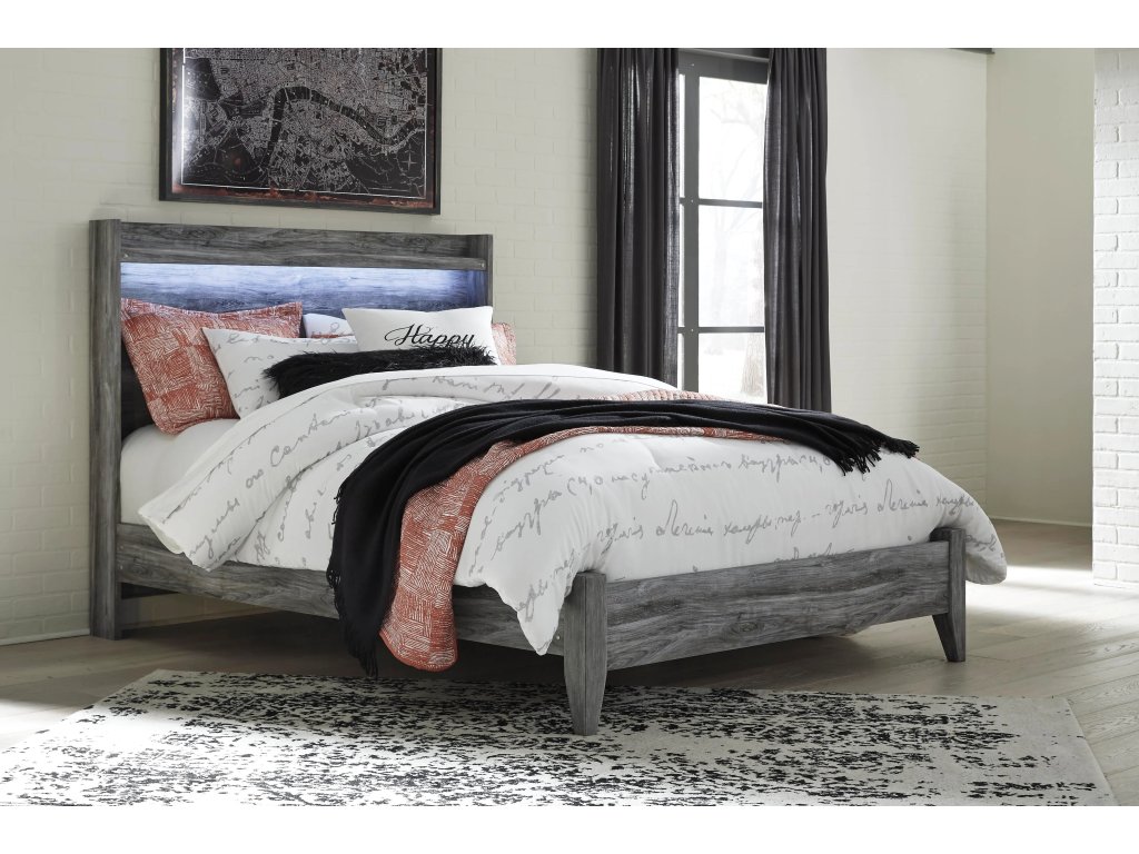 Baystorm Queen Panel Bed and Chest - image 8