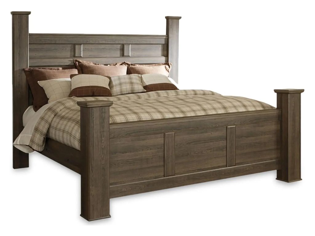 Juararo California King Poster Bed, Dresser and 2 Nightstands - image 2