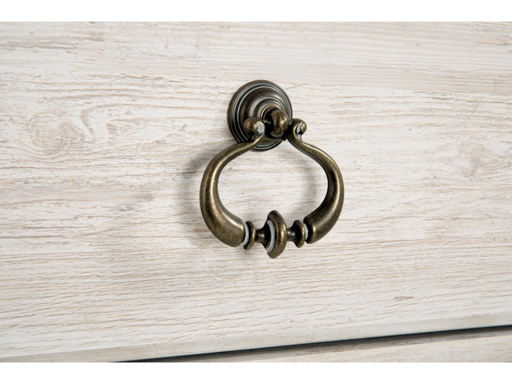 Willowton Queen Sleigh Bed and Dresser - image 8