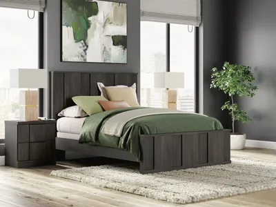 Shaehartin Queen Panel Bed