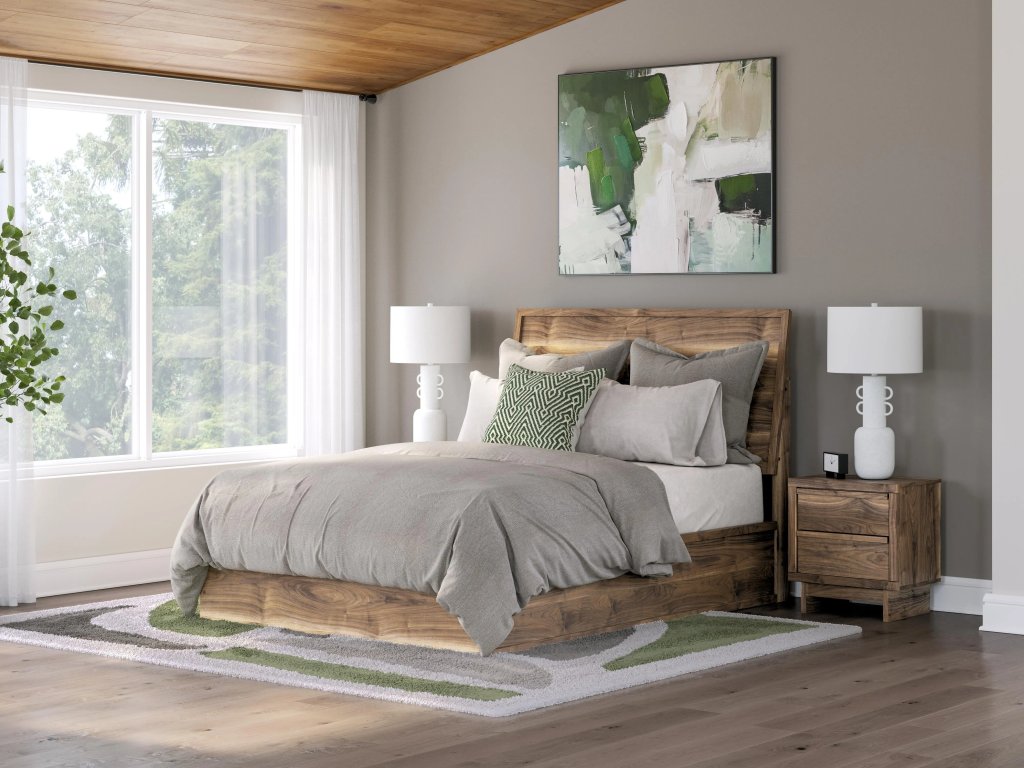 Chirason Queen Panel Bed - image 1