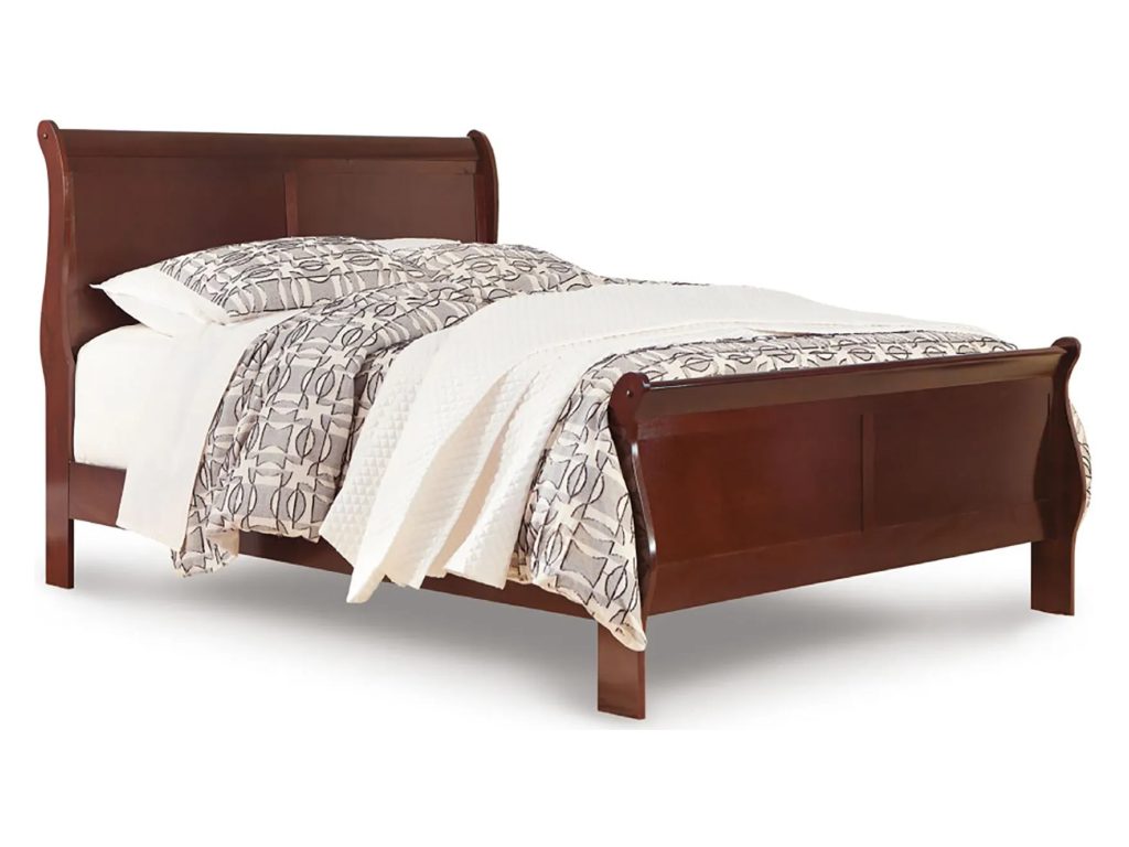 Alisdair King Sleigh Bed and Chest - image 3