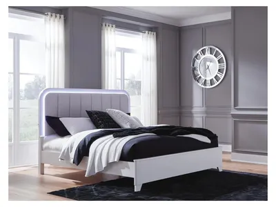 Jarlee King Upholstered Panel Bed - Alternative View