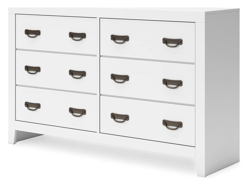 Binterglen King Panel Bed, Dresser and 2 Nightstands - image 7