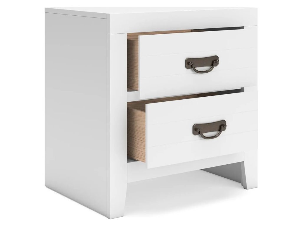 Binterglen King Panel Bed, Dresser and 2 Nightstands - image 18