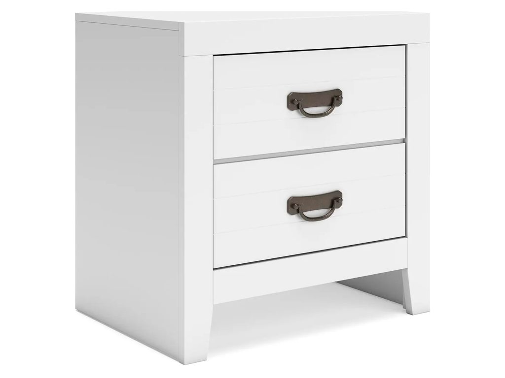 Binterglen King Panel Bed, Dresser and 2 Nightstands - image 17