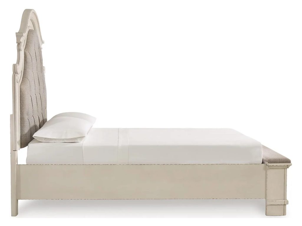 Realyn Queen Panel Bed, Dresser, Mirror and 2 Nightstands - image 5