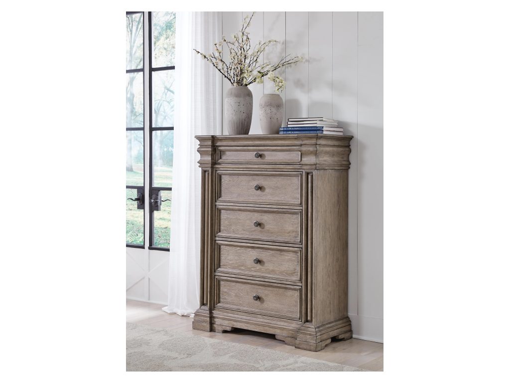 Blairhurst King Panel Bed, Dresser, Chest and 2  Nightstands - image 24