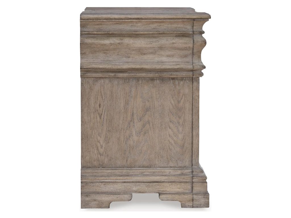 Blairhurst King Panel Bed, Dresser, Chest and 2  Nightstands - image 20