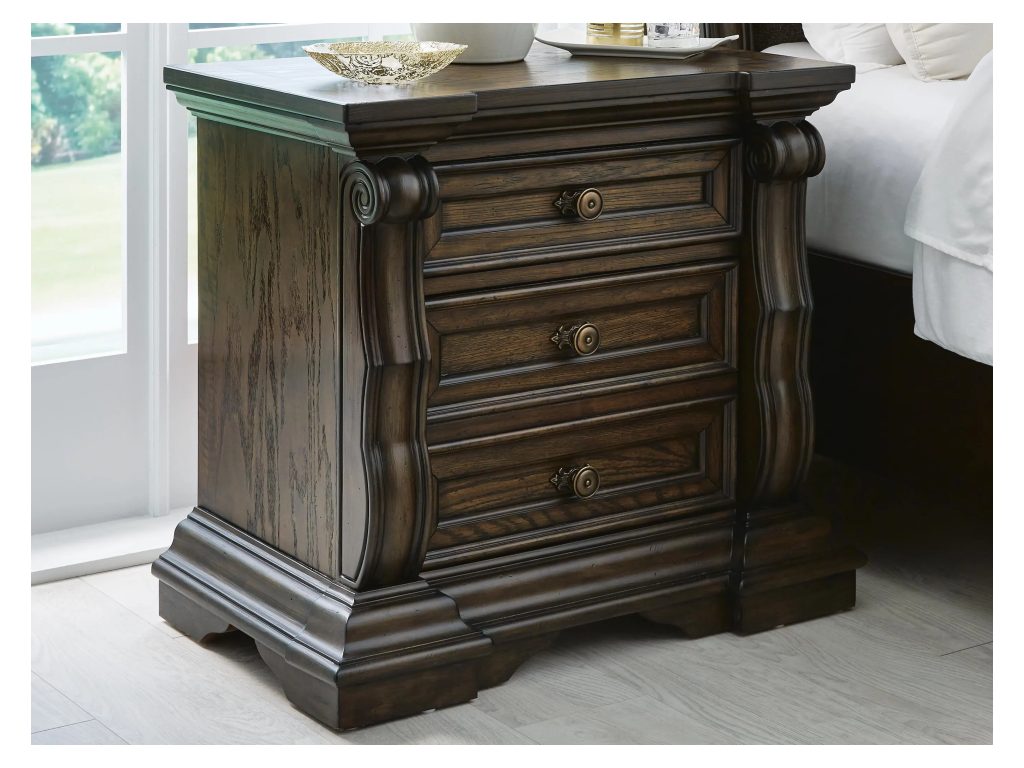 Maylee Queen Panel Bed, Dresser, Mirror, Chest and 2 Nightstands - image 18