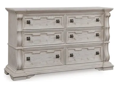 Bruchandi Dresser