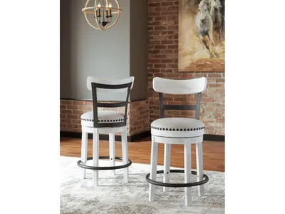 Valebeck Counter Height Barstool (Set of 2)