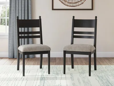 Greddinton Dining Chair (Set of 2)