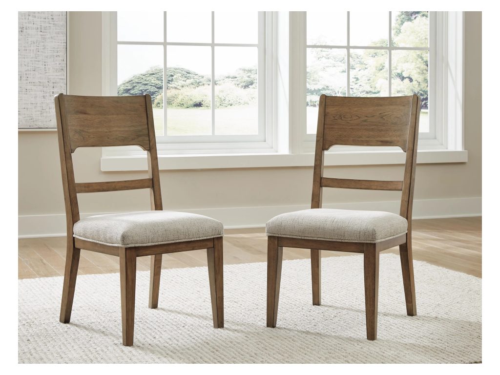 Cabalynn Extension Dining Table and 4 Chairs - image 17