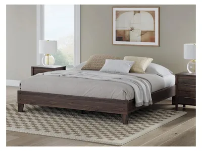 Calverson King Platform Bed - Alternative View