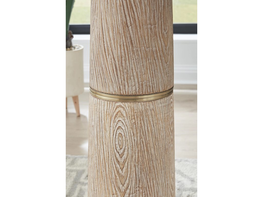Gasparleigh Floor Lamp - image 2